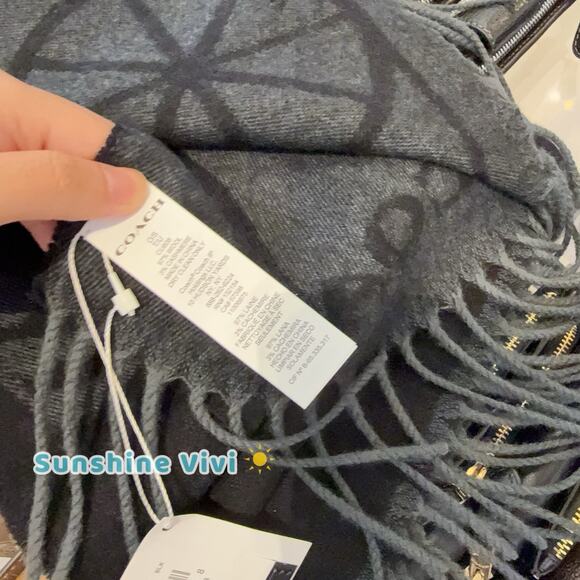 NWT Coach Horse And Carriage Print Oversized Muffler / Scarf BLACK CU808 - Picture 4 of 9